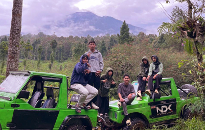 Menikmati Gunung Slamet dengan Jungle Cruiser Jeep Adv