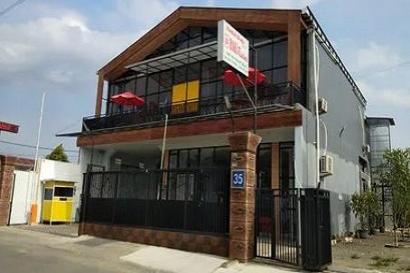 Tabebuya Resto & Resort