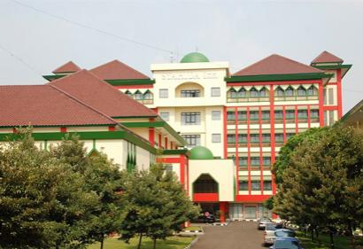 Tabebuya Resto & Resort