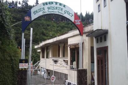 Tabebuya Resto & Resort