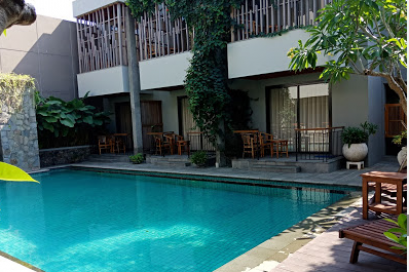 Tabebuya Resto & Resort