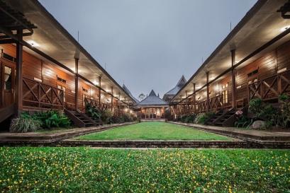 Tabebuya Resto & Resort